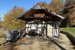 Grubenhaus am Stollen Josefsglück in Brachbach